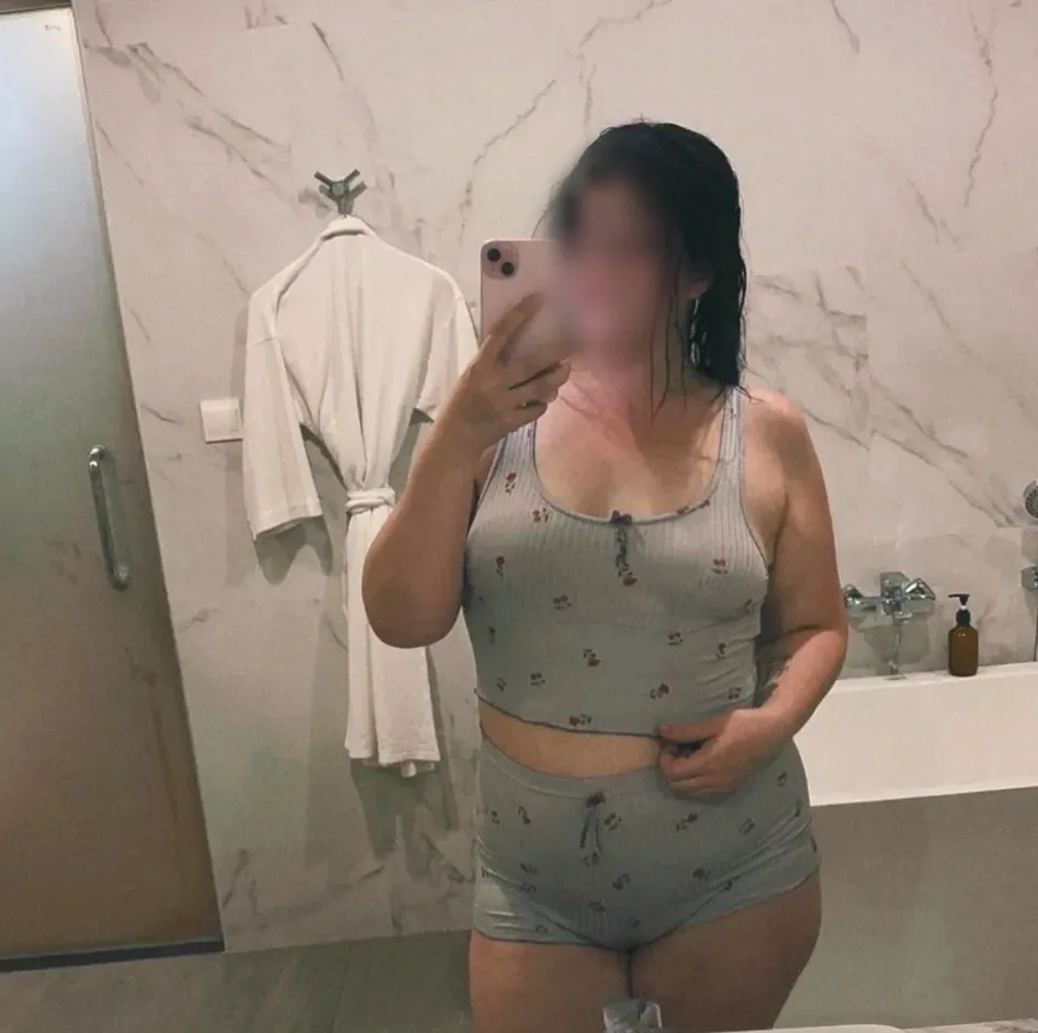 Clara, 27 años