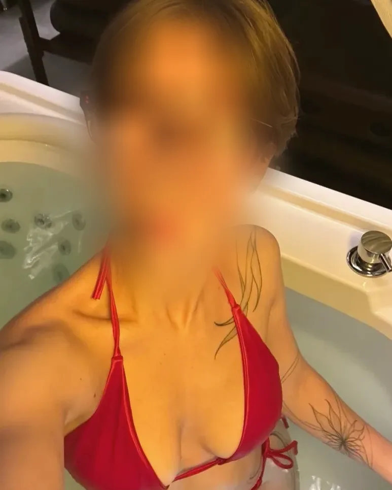 Eva, 21 años