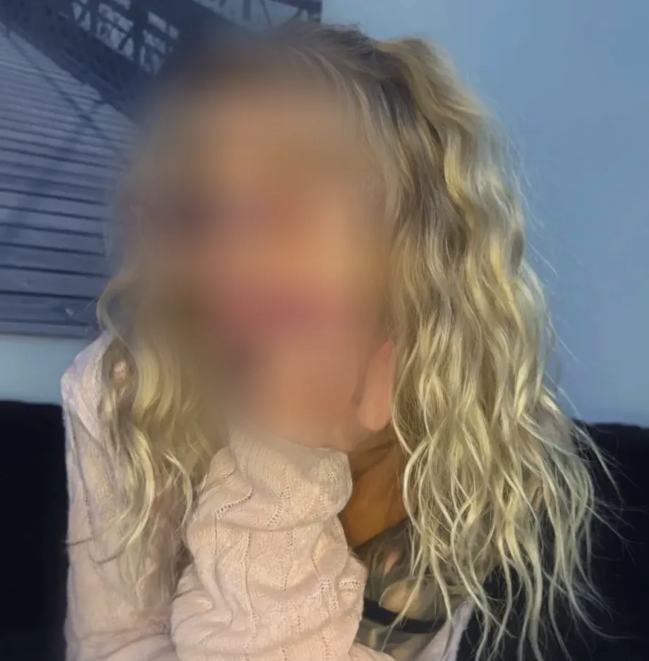 Lola, 23 años